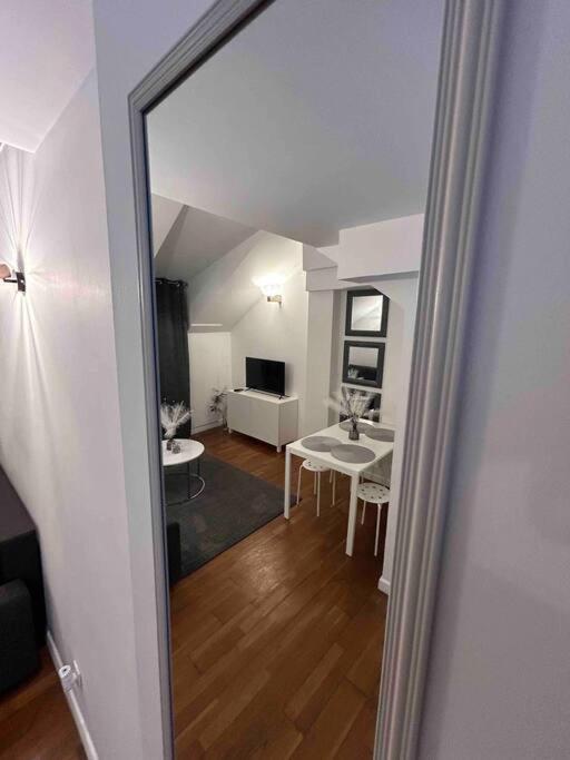 Duplex Minimaliste - 30 Min De Paris Appartement Saint-Ouen-l'Aumone Buitenkant foto